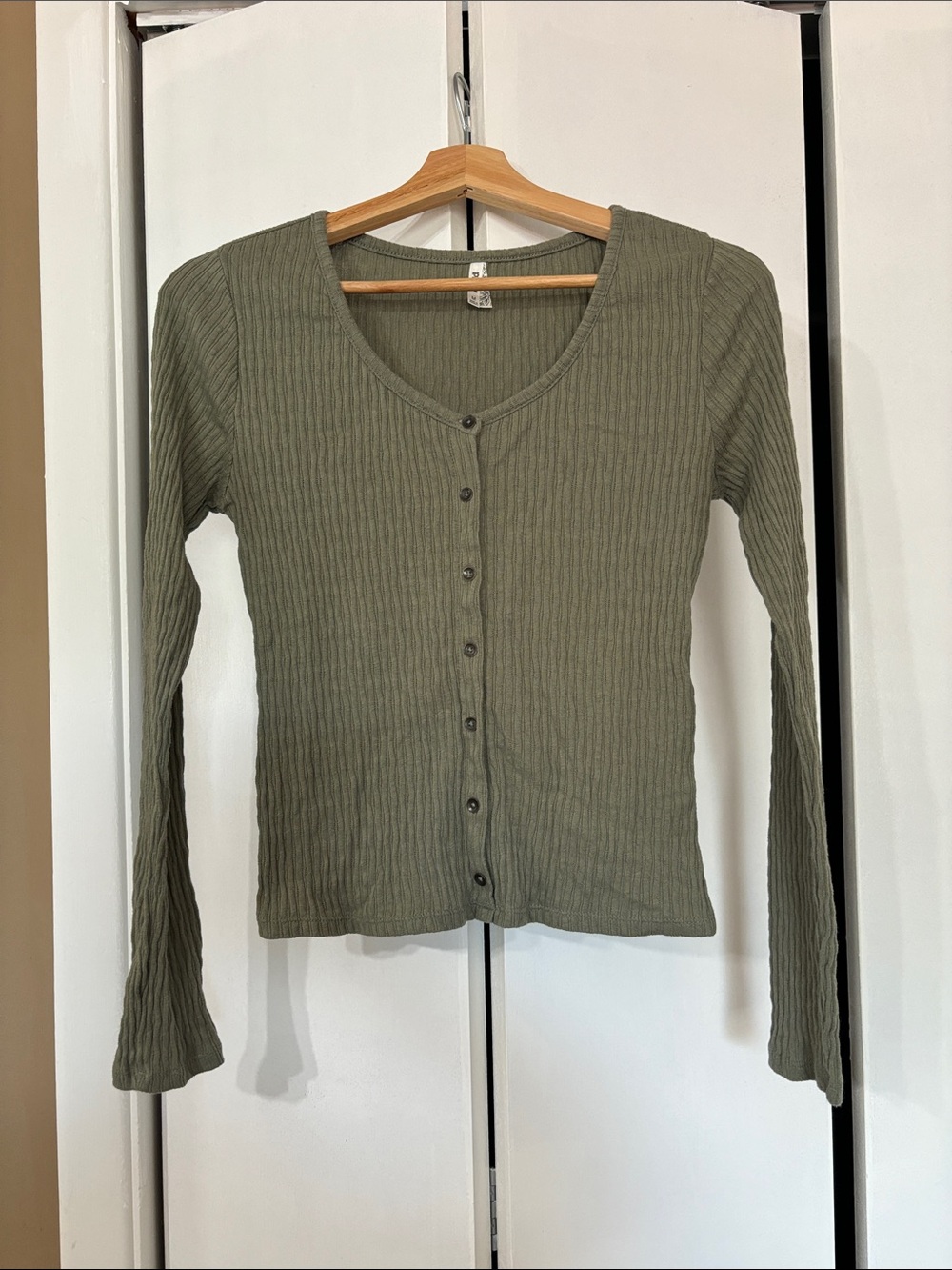 MUDD Ribbed Button-Front Long Sleeve Top - Olive Green